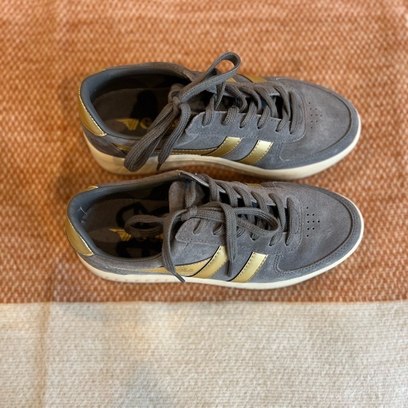 Slate Blue women’s Gola sneakers. US Size 7 leather upper, worn once! - Picture 3 of 4